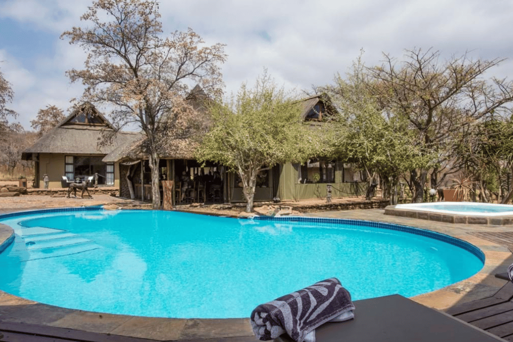 On Safari In South Africa - Elephant Lodge (2)